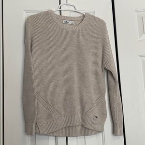 Hollister sweater